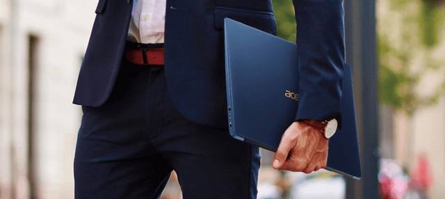 今年のノートPCのトレンドは「軽量」だ! 15.6インチでアンダー1kgのノートPCがやってきた