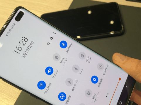 190312samsungs10_12