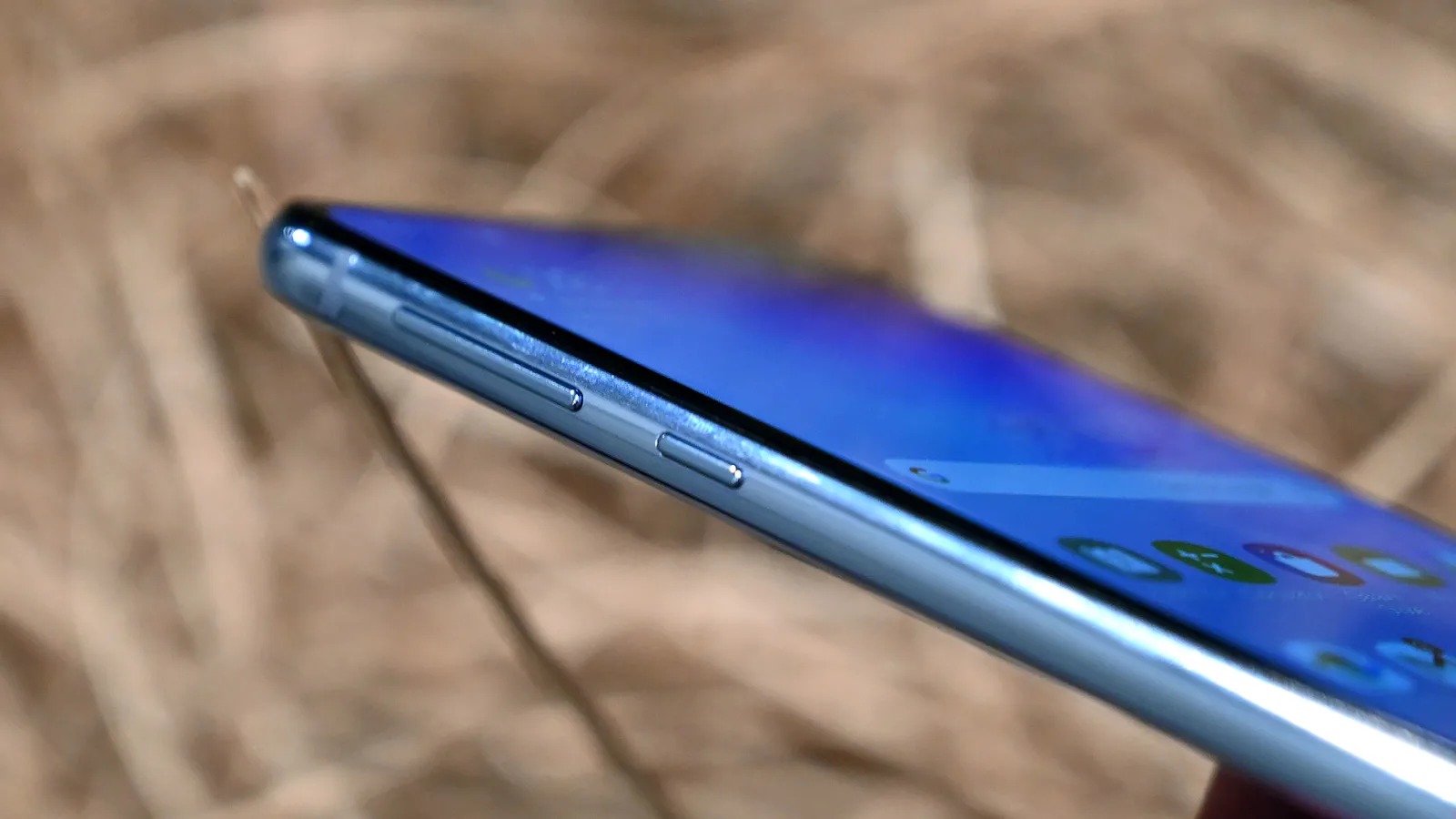 Galaxy S10eレビュー 安め ちいさめ これおすすめ ギズモード ジャパン Galaxy S10eレビュー 安め ちいさめ これおすすめ ギズモード ジャパン