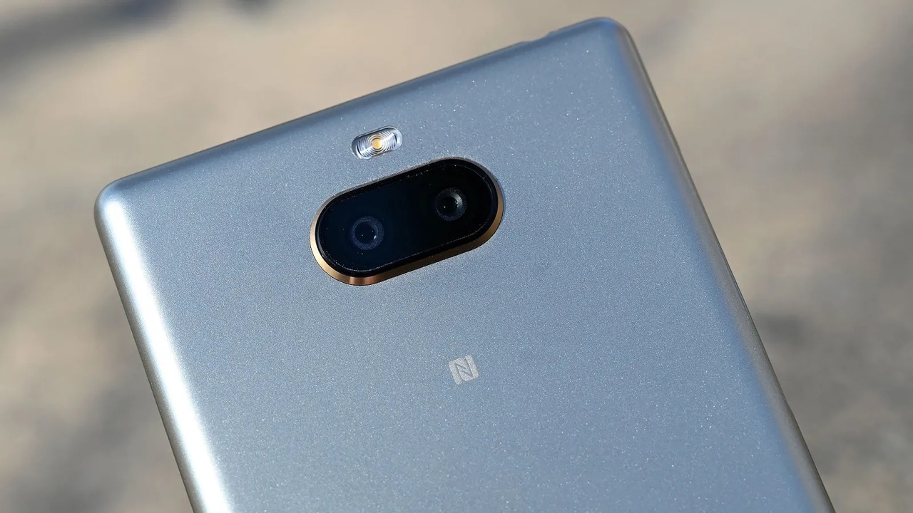 Xperia10_body3
