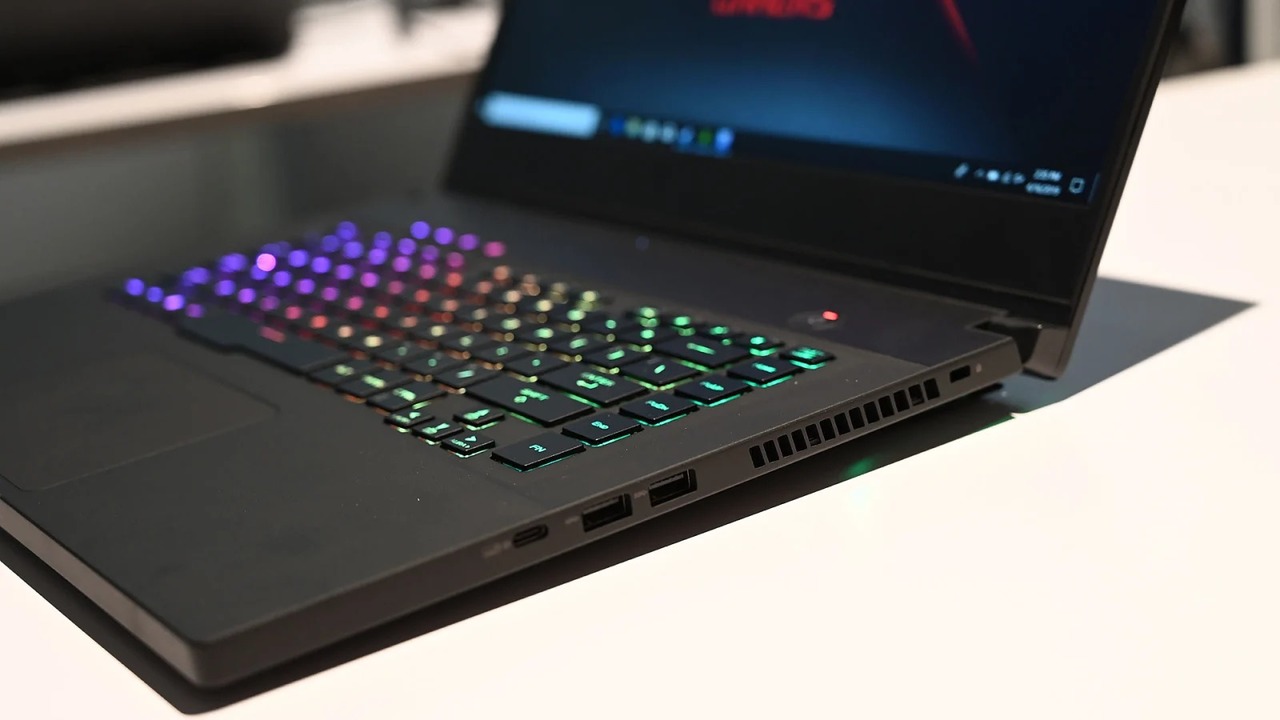 190509_asus_zephyrus_2019_handson_3