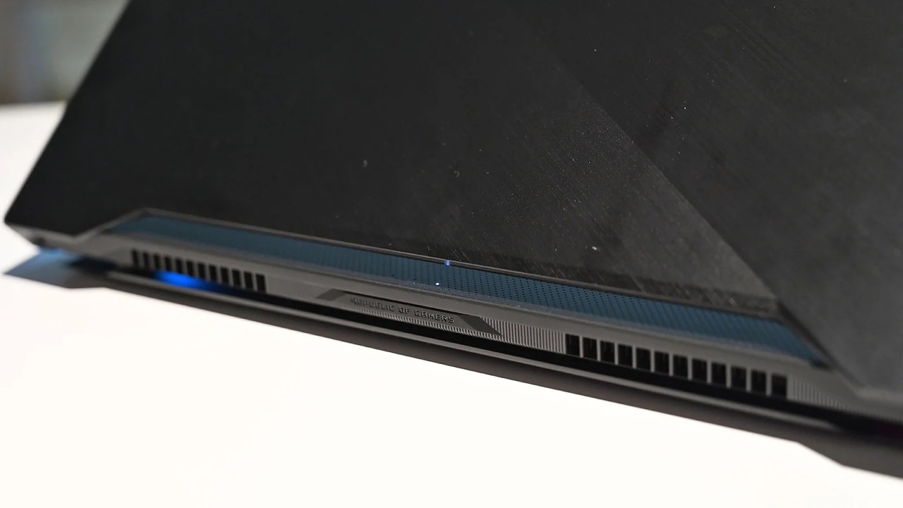 190509_asus_zephyrus_2019_handson_4
