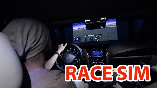 本物のキャデラック車をレースゲーム専用シミュレーターにしたハッカー