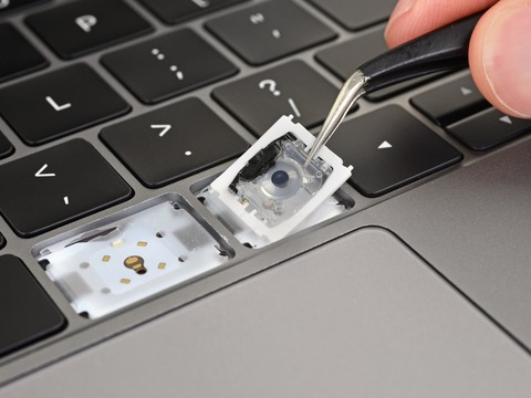 新しいMacBook Pro(2019)、キーボード部品がやっぱり変更されていました