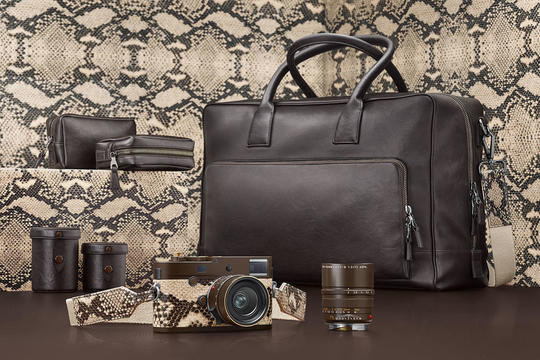 レニー・クラヴィッツとライカのコラボは人工ニシキヘビ柄