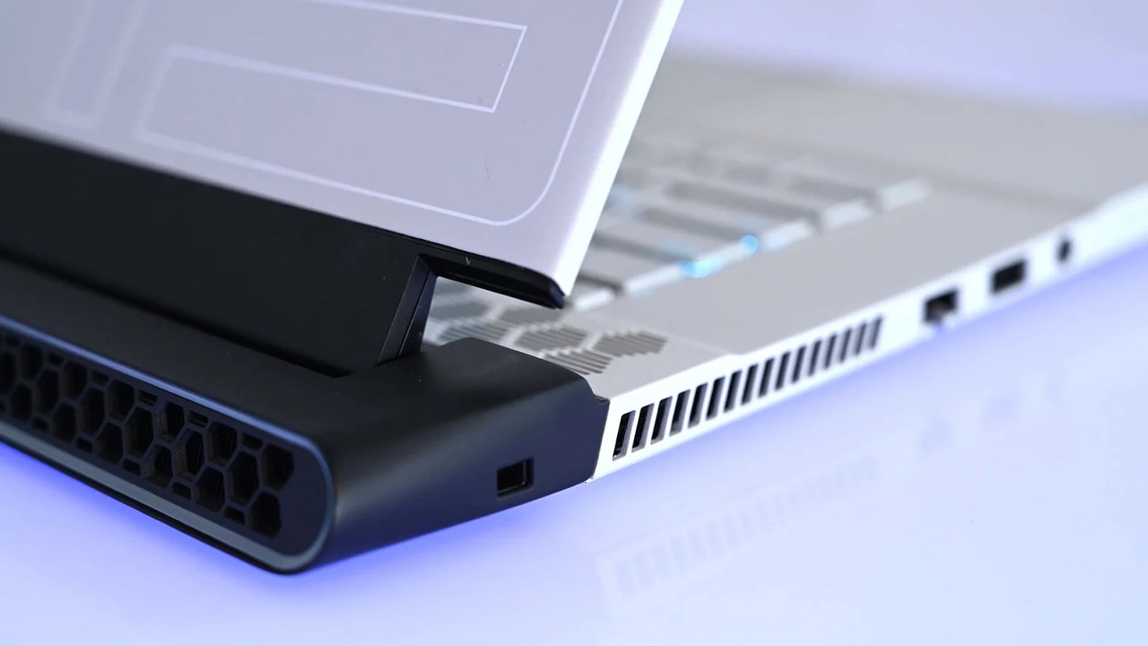 190530_alienware3