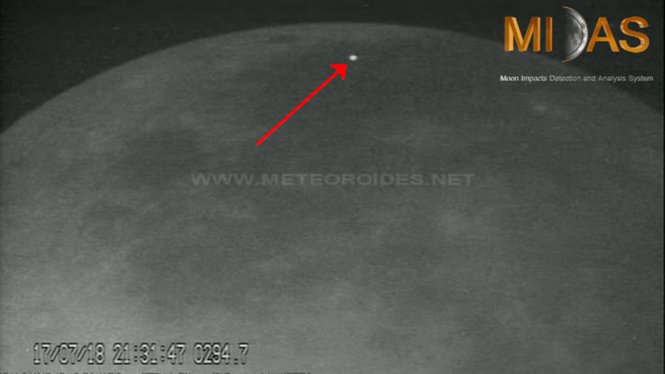 20180803-moon-meteor-strike-video-01