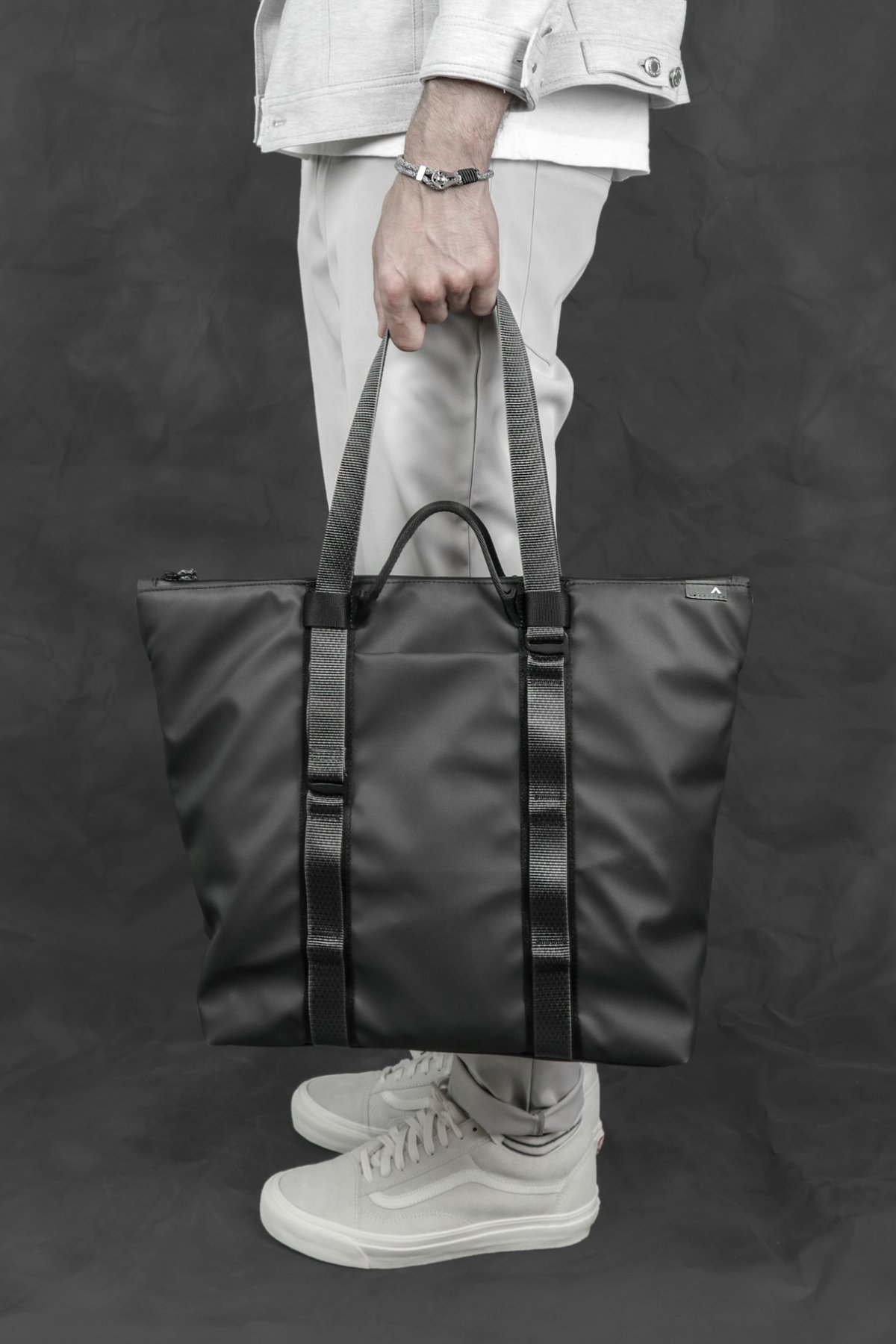 Dry_ChainTote_black_boy_1_1800x1800