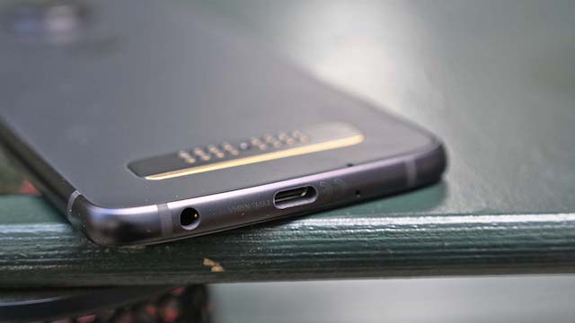 190612motoz404