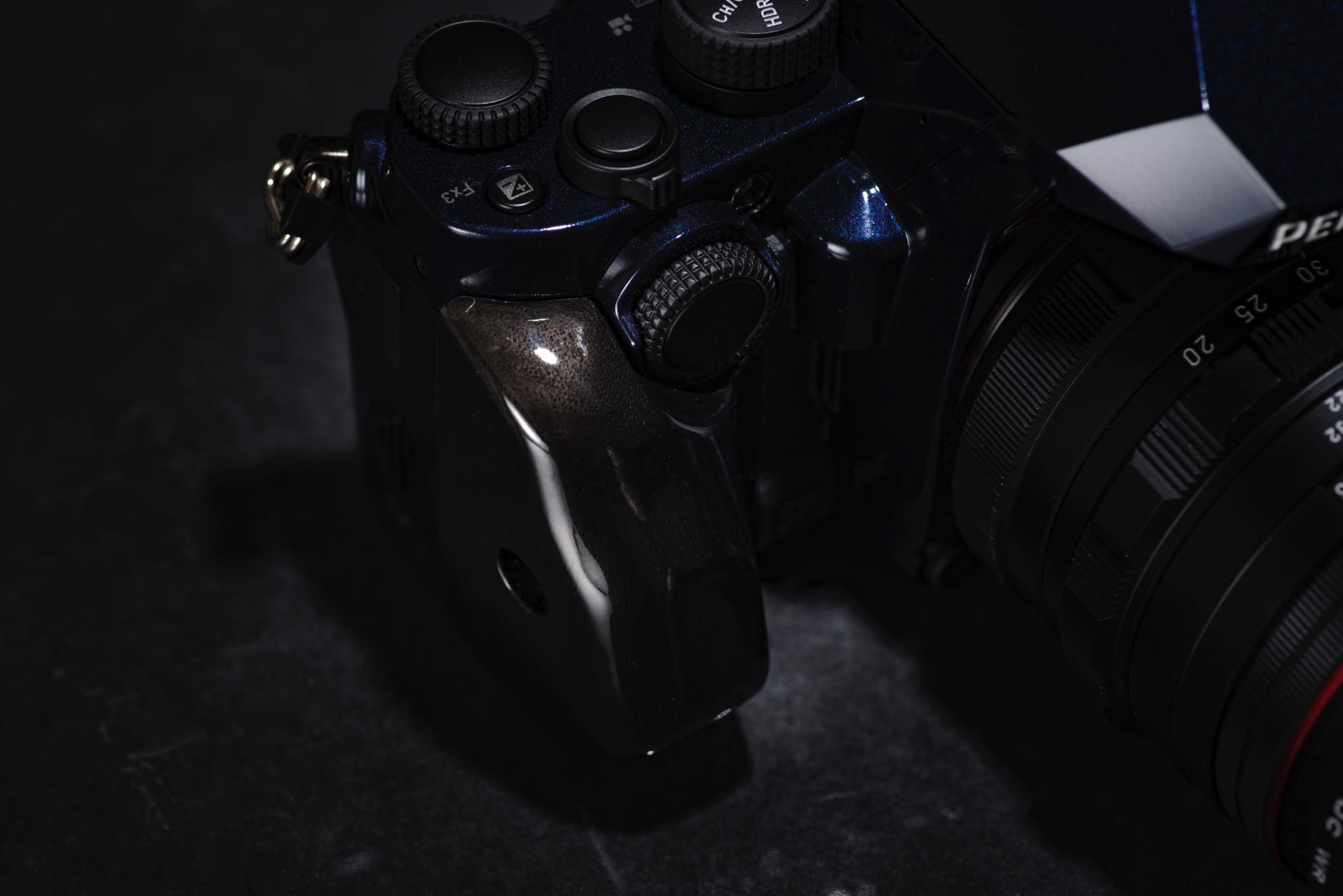 色がちょっと違うというレベルじゃない！ PENTAX KPを愛するユーザーの