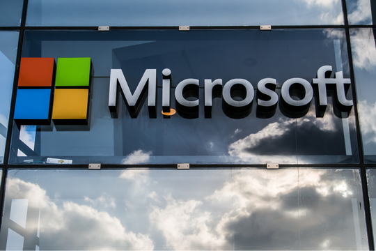 自社サービス使ってね。マイクロソフトがSlack一部プランの社内利用を禁止