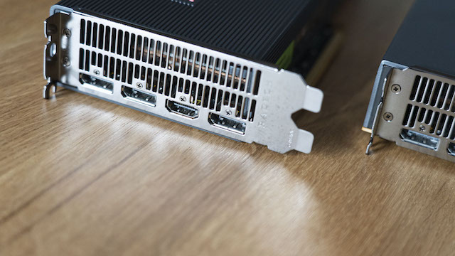 190708amd570003