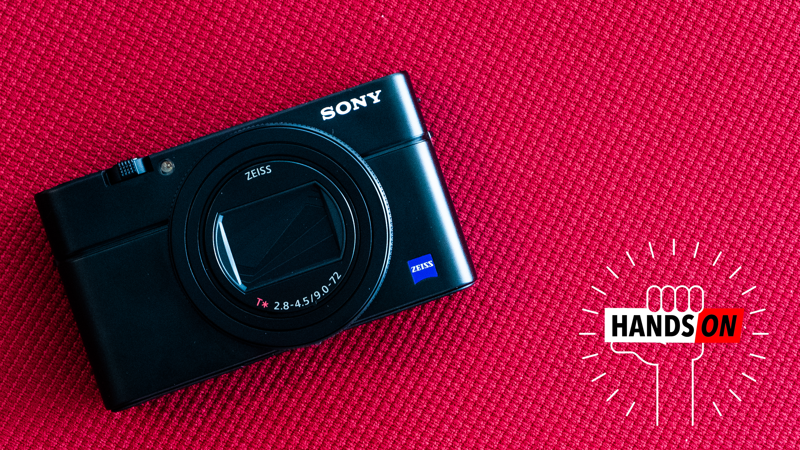 ミニα9化”した新型「RX100 VII」ハンズオン。20コマ/秒ブラックアウト