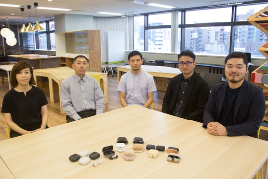 完全ワイヤレスイヤホンメーカー5社に聞く｢ライバル製品どうですか？｣：ガジェットメーカーさんいらっしゃい！
