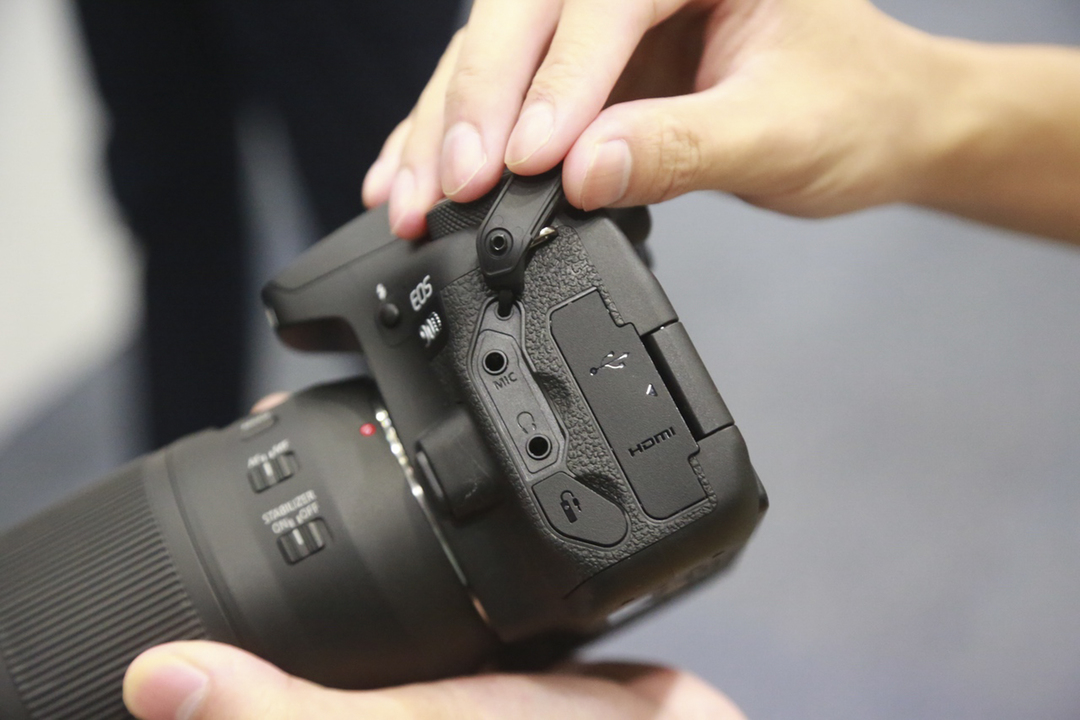 190822eos90d_06