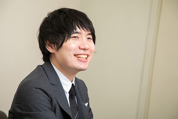 コンピューターに「完敗」した佐藤天彦九段。「あの日」と将棋の未来を語る