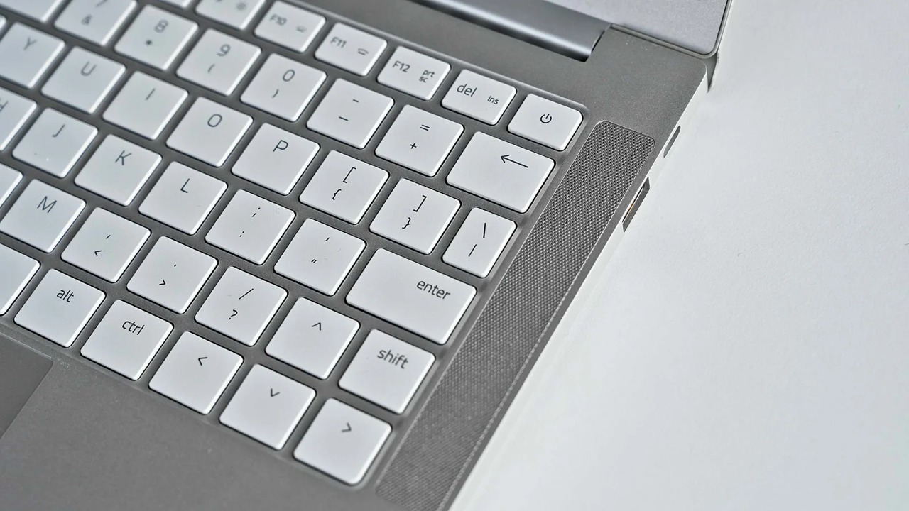 190906_razer10
