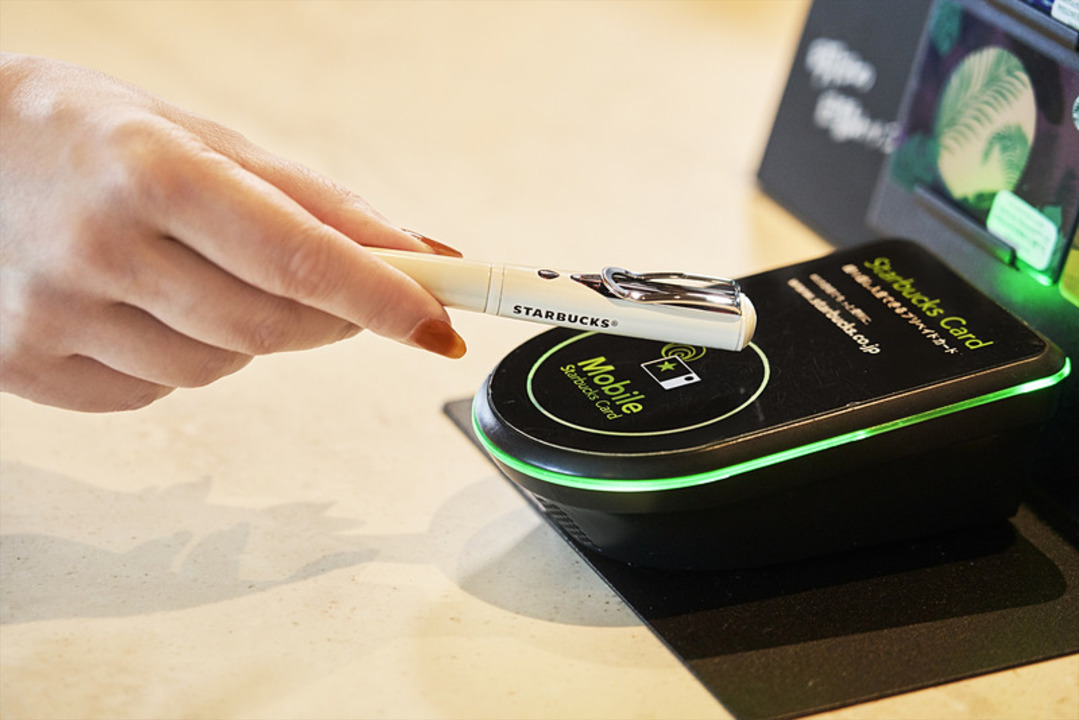 ペンをかざせばスタバのお支払い完了 Felicaチップ内蔵 Starbucks Touch The Pen ギズモード ジャパン