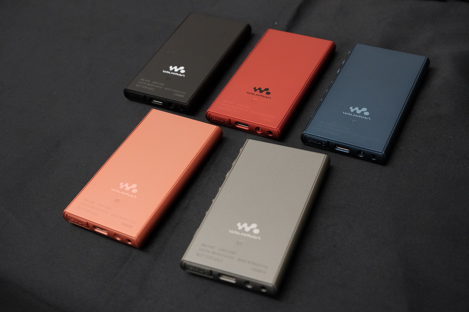 Androidウォークマン「NW-A100」「NW-ZX500」は11月2日発売。専用