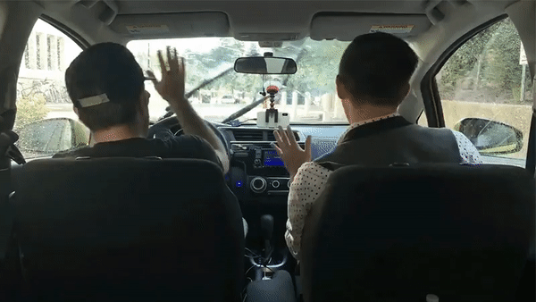 ワイパーが音楽に合わせてビートを刻んでくれたら超楽しい。クルマを魔改造して実現