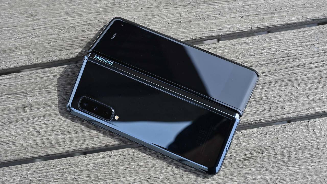 191029galaxyfold05