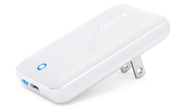 フリスクサイズの30W充電器に「白」。さらにフリスクっぽさが増す!