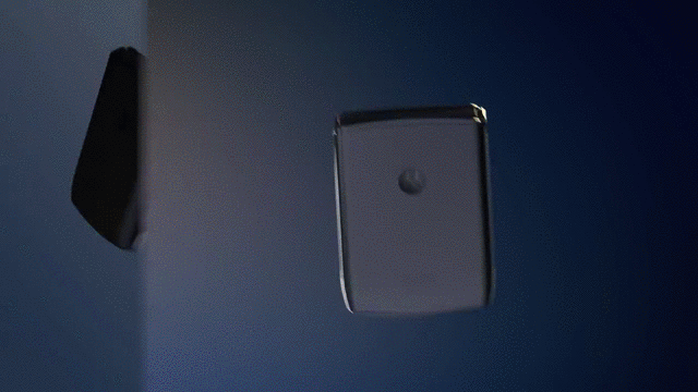 モトローラ「Razr」発表。上下パカパカな折りたたみスマホ!