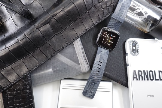 やっぱり大好きVersa 2。だからお願い、Googleは私たちユーザーを失望させないで|Fitbit Versa 2レビュー