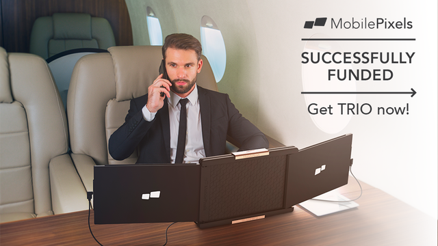 そこまでやっていったい誰得？ モバイルディスプレイを2つ貼り付けてトリプルディスプレイにできる｢MobilePixels TRIO｣