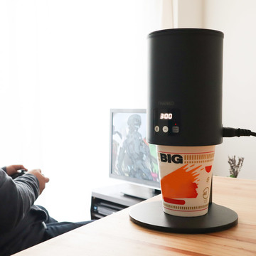 水を入れるだけでOK！ カップ麺作りが自動化されました