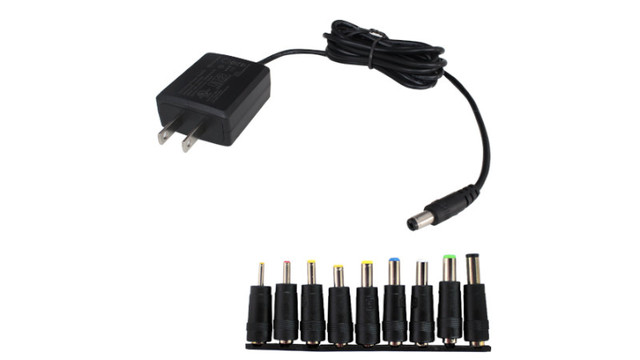 900円台のACアダプタ―と変換用のDCプラグ9種セット。充電したいのにプラグが一致しない！を解消