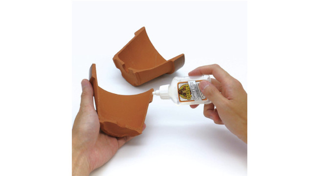 応急処置という考えを覆す、DIY大国アメリカ生まれの強力接着剤