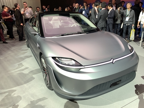 【動画】ソニーがデザインするクルマ、VISION-Sを体験!