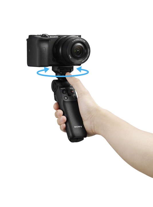 GP-VPT2BT_hand_selfie_right_Alpha_6600_SELP1650_a_illustration