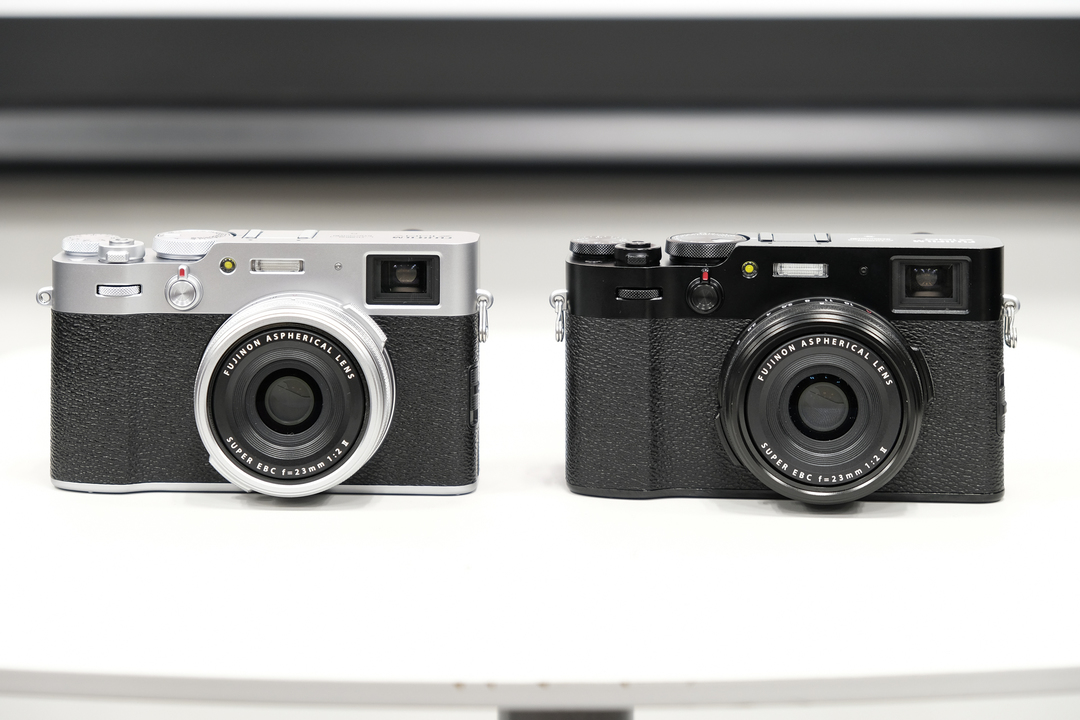 200204fujix100v_06