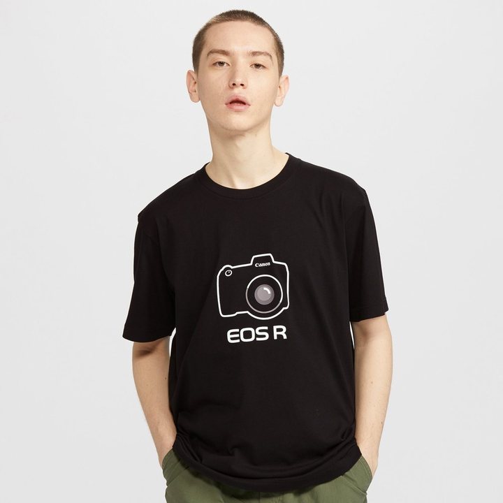 キヤノンのeos Rがユニクロtシャツになっちゃった ギズモード ジャパン