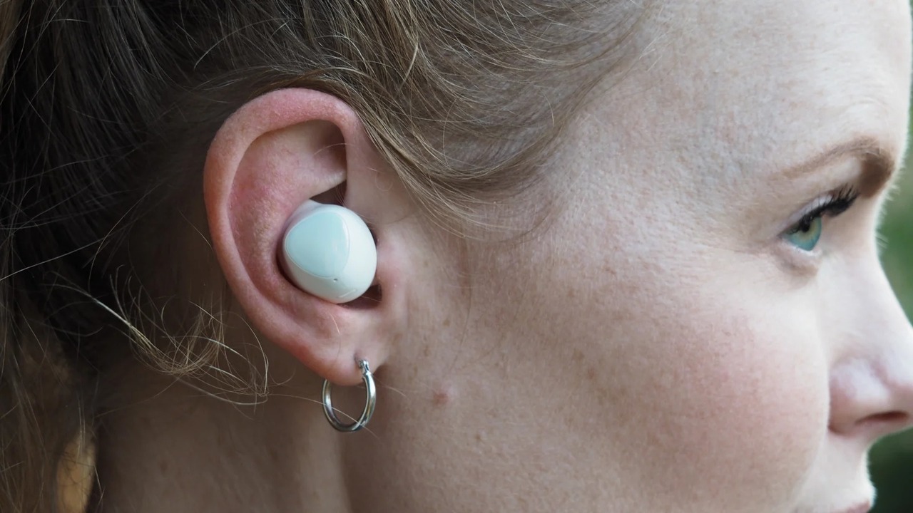 200228galaxybuds-s-1