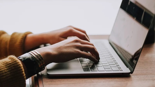 バーチャルデスクトップでプライベートと仕事を分けましょう