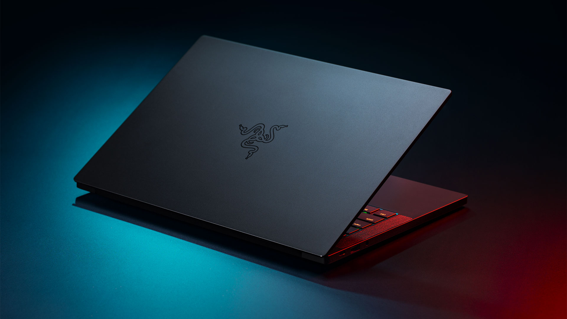 Razerの新Blade Stealth、最大の弱点を克服 | ギズモード・ジャパン