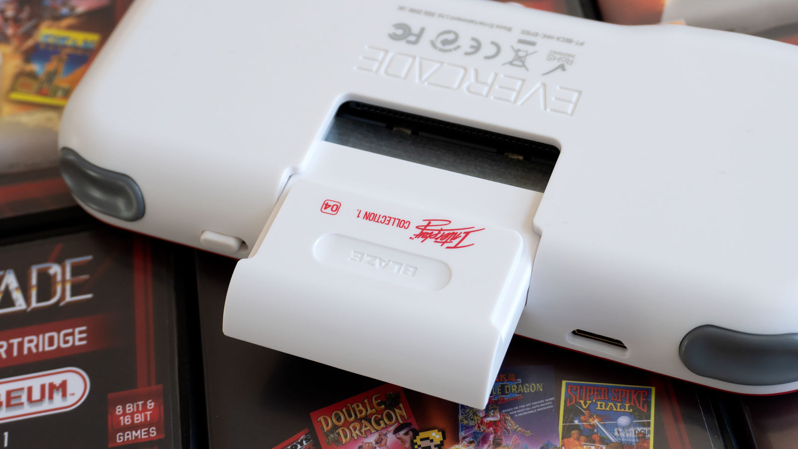 公認携帯ゲーム機Evercadeレビュー：おうち時間に激ハマりしてみては