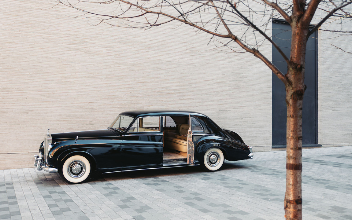 rolls-royce-phantom-v-11