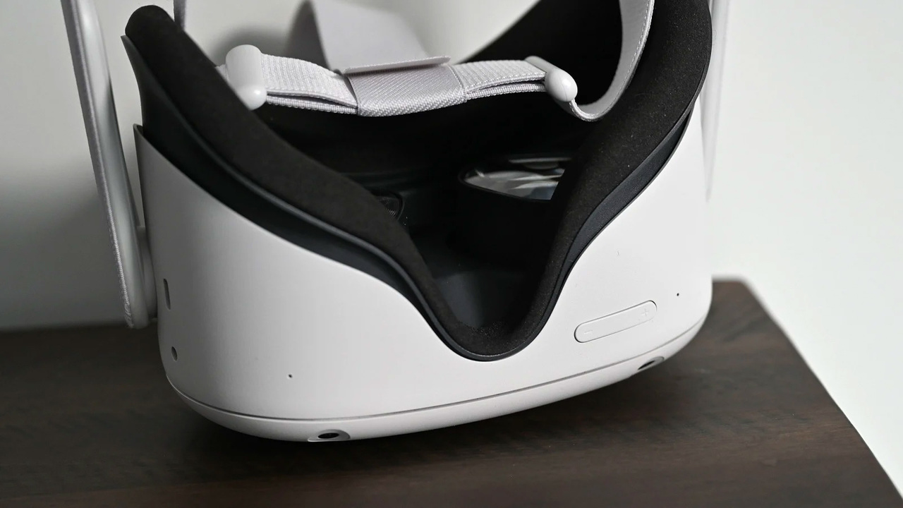 Oculus Quest2 ヘッドセットの下部分