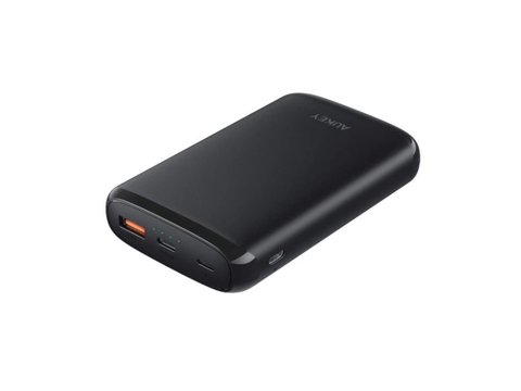 【きょうのセール情報】Amazonタイムセールで、2,000円台のAUKEYのType-C入力・出力対応大容量モバイルバッテリーやUSB4ポート搭載・急速充電対応のカーチャージャーがお買い得に