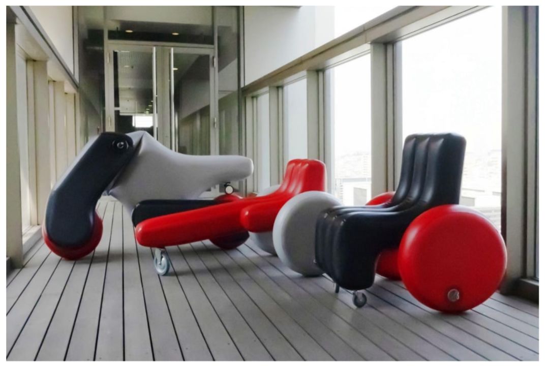 風船構造のEVバイク｢poimo｣、ポーズをとるだけでカスタムメイドできる 