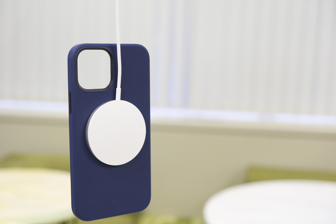 201019magsafe_11