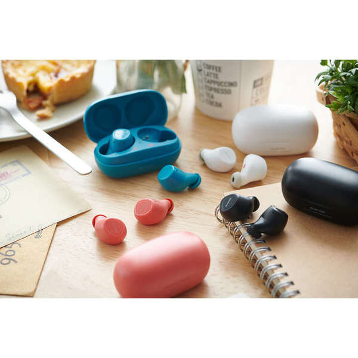 思わず二度見しちゃったよ 安すぎる完全ワイヤレスイヤホンが4 000円以下で買えるなんていい時代だな ギズモード ジャパン