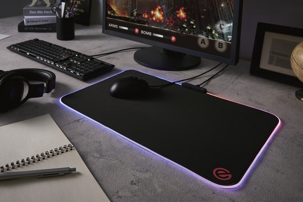 201105_mousepad2