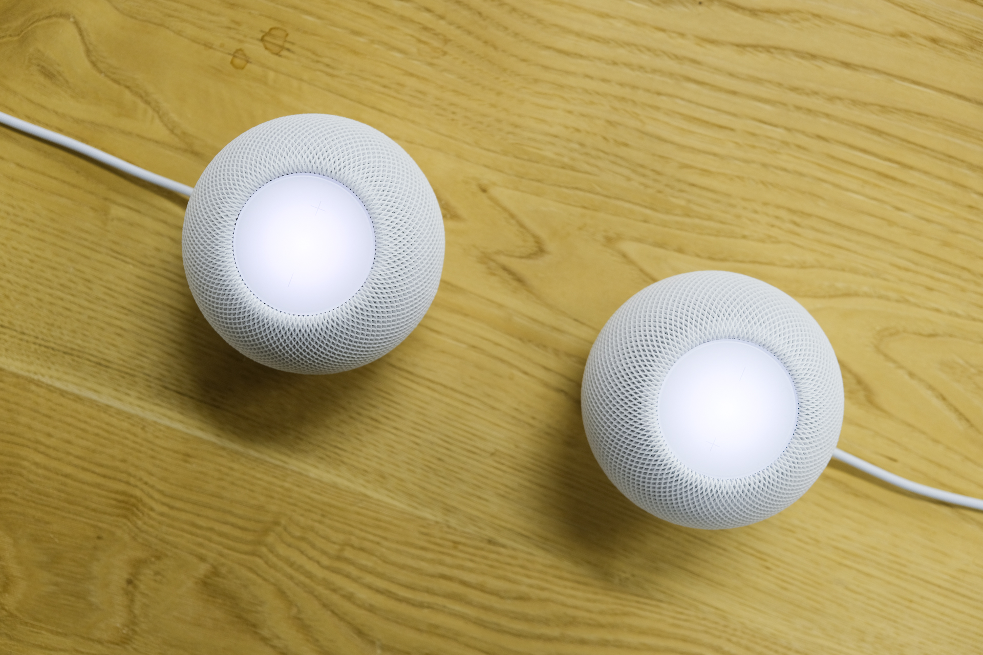 小さい＆パワフルな「HomePod mini」がやって来た。普通のスピーカーと