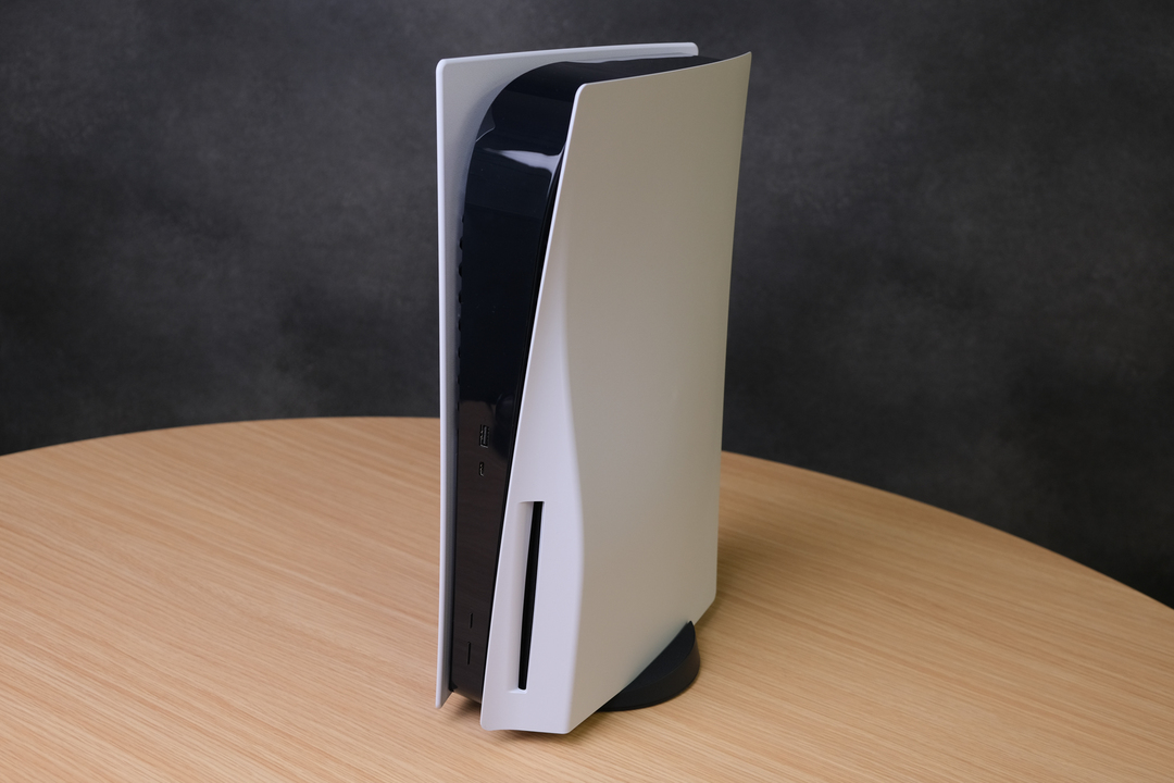 201112ps5photo_02