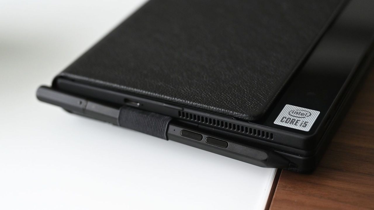 201210_thinkpadx1foldrev10